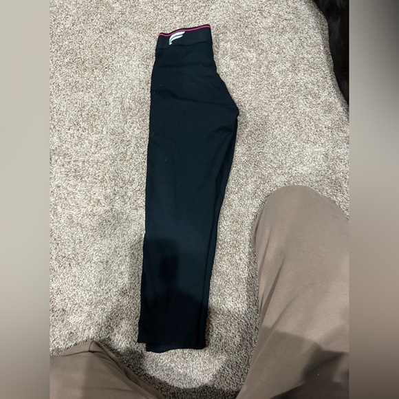 5 pair of Fabletics Leggings - Picture 2 of 4